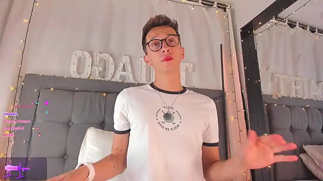 Thiago jones online show from 9, 1, 2025