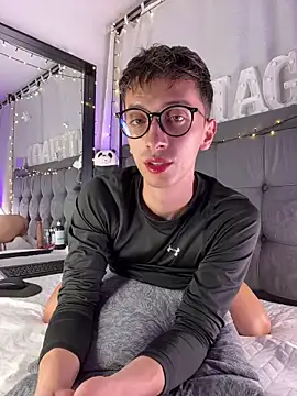 Thiago jones online show from 12, 3, 2025