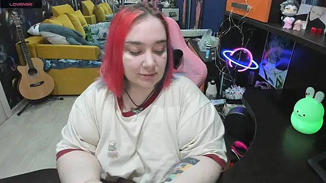 Softie Sofy online show from 11, 3, 2025