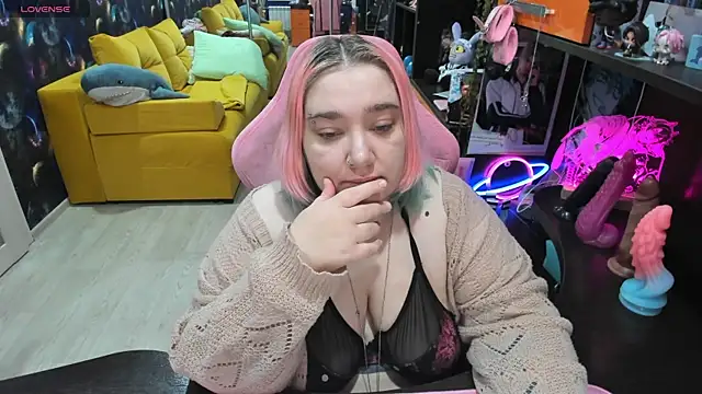Softie Sofy online show from 22, 5, 2026