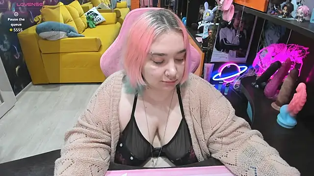 Softie Sofy online show from 23, 5, 2026