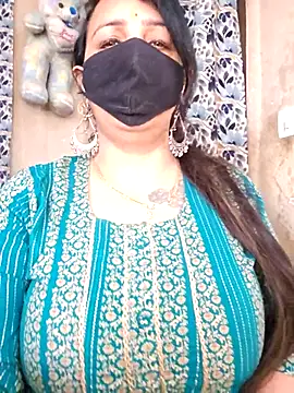 cute-tanvi online show from 10, 4, 2026