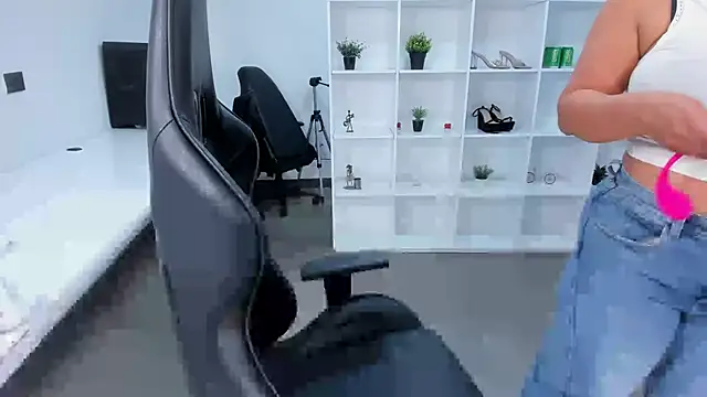 natural bigboobs online show from 19, 10, 2025