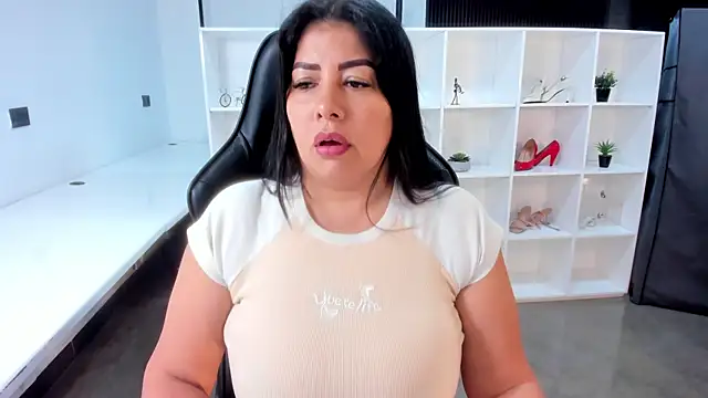 Snapshot of natural_bigboobs chatting on 31, 3, 2026 natural bigboobs online show from 31, 3, 2026