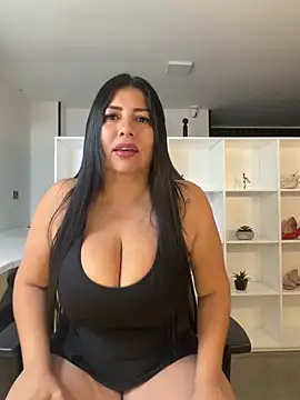 Snapshot of natural_bigboobs chatting on 5, 4, 2026 natural bigboobs online show from 5, 4, 2026