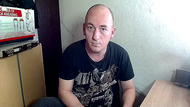 Johan   Barker online show from 5, 2, 2025