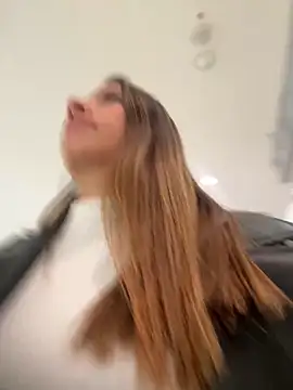 Hall 16 online show from 25, 1, 2025