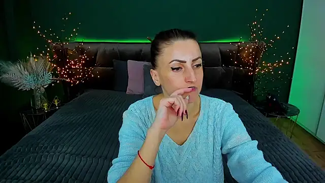 Rebecca Diamond online show from 19, 2, 2025