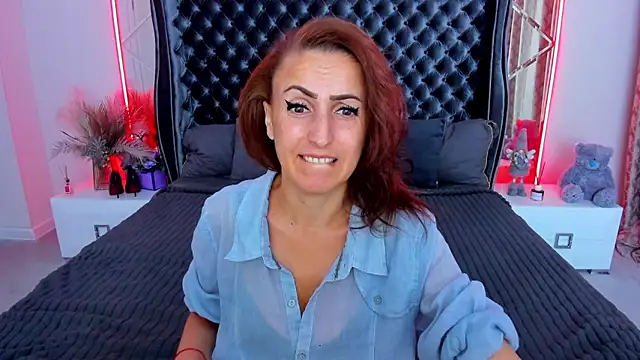 Snapshot of Rebecca_Diamond chatting on 23, 6, 2026 Rebecca Diamond online show from 23, 6, 2026