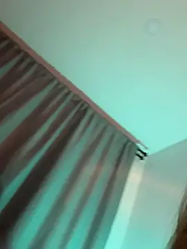 curchez  online show from 23, 1, 2025