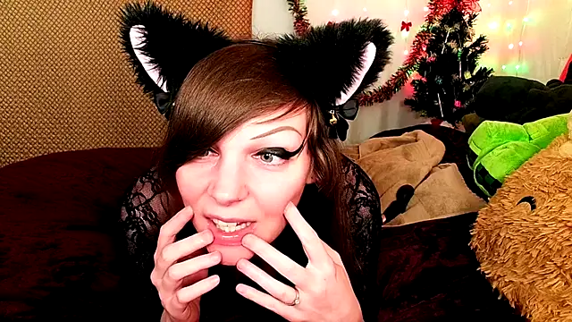 GamerGirlRoxyAndLee online show from 29, 12, 2024