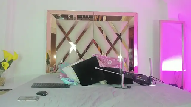 elena mature online show from 20, 3, 2026