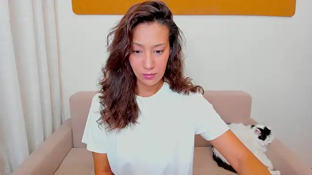 Snapshot of FieryHeart chatting on 7, 10, 2025 FieryHeart online show from 7, 10, 2025