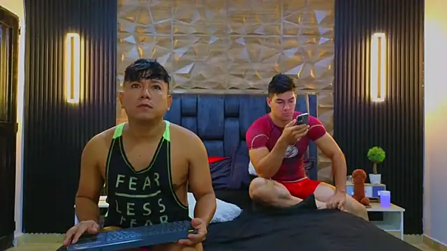 FelipeAndMarcello3 online show from 7, 2, 2025