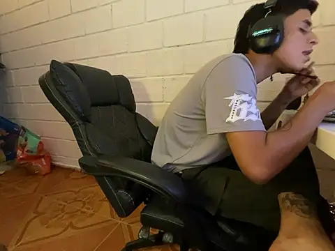 Max TheHorseDick online show from 7, 3, 2026