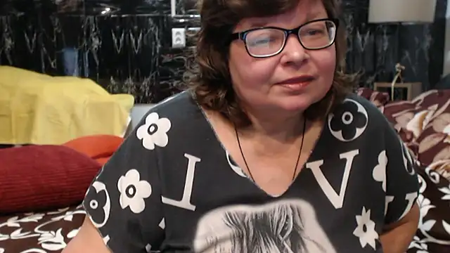 Snapshot of SweetMommaX chatting on 14, 3, 2026 SweetMommaX online show from 14, 3, 2026