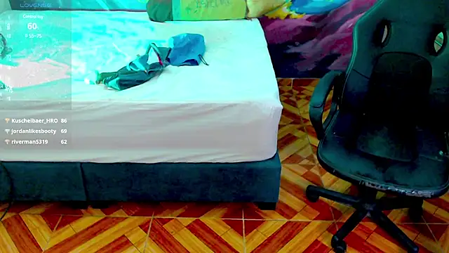 Eimy lorens online show from 18, 3, 2025