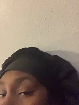 Foreignthababyy online show from 17, 9, 2025