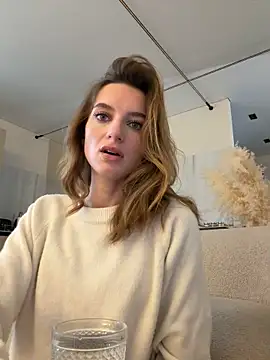 Snapshot of -AngelAri- chatting on 30, 10, 2025 -AngelAri- online show from 30, 10, 2025