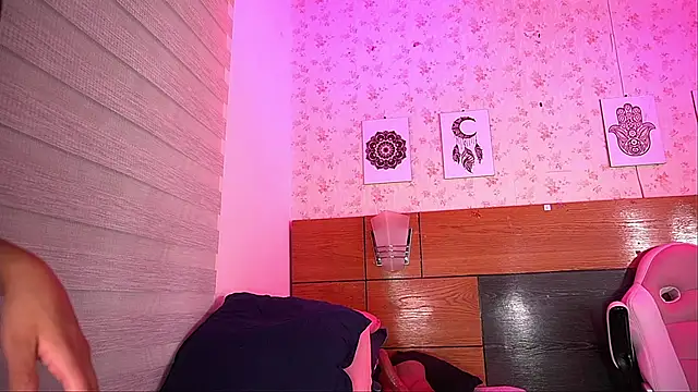 mssburbuja online show from 31, 1, 2025