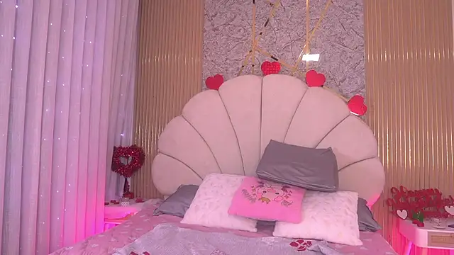 Snapshot of mssburbuja chatting on 6, 2, 2026 mssburbuja online show from 6, 2, 2026