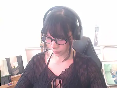 alien  show online show from 21, 4, 2026