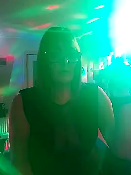 Snapshot of COUPLE4VOYEUR01 chatting on 15, 2, 2025 COUPLE4VOYEUR01 online show from 15, 2, 2025