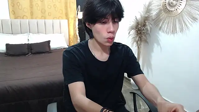 Elio-cam online show from 11, 11, 2025