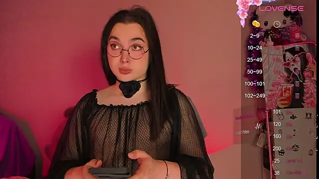 YsabellViveris online show from 3, 1, 2025