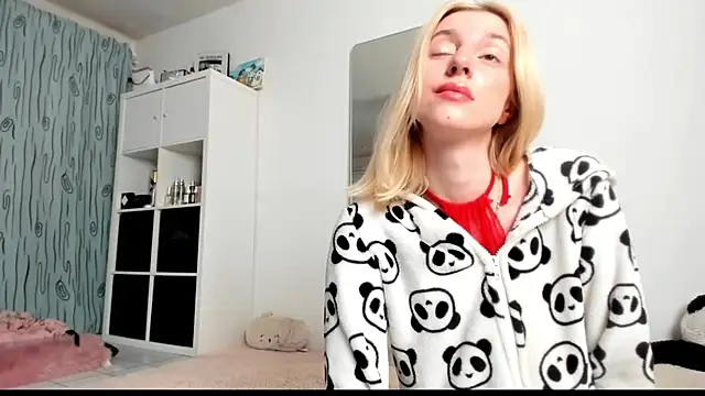 KenzieDawton online show from 21, 3, 2025