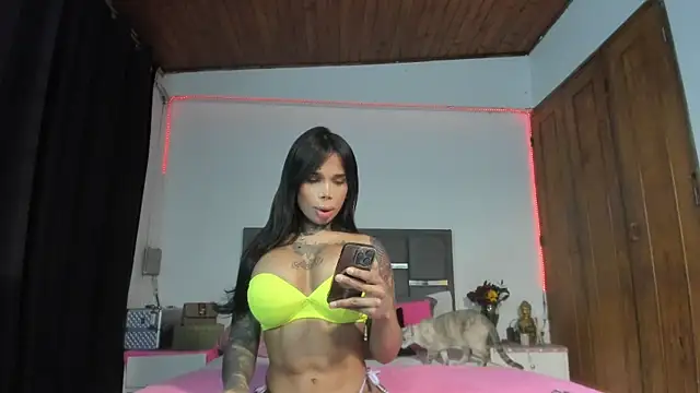 12INCHXIMENAXXX online show from 15, 3, 2025