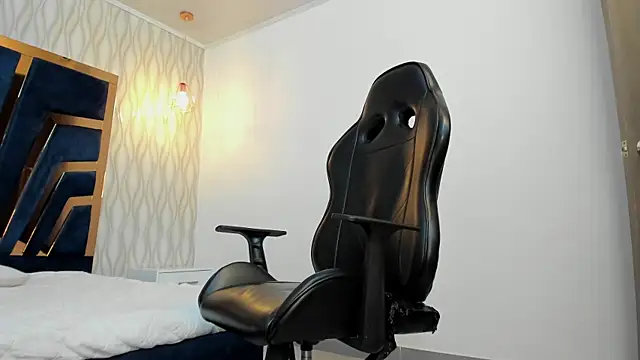 Snapshot of Petesevans chatting on 23, 2, 2025 Petesevans online show from 23, 2, 2025