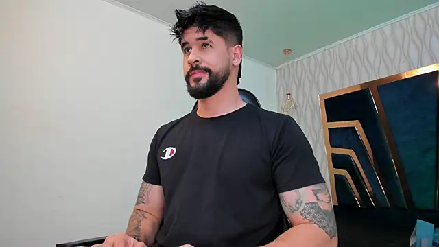 Snapshot of Petesevans chatting on 8, 9, 2025 Petesevans online show from 8, 9, 2025