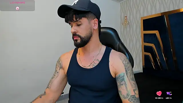 Snapshot of Petesevans chatting on 10, 9, 2025 Petesevans online show from 10, 9, 2025