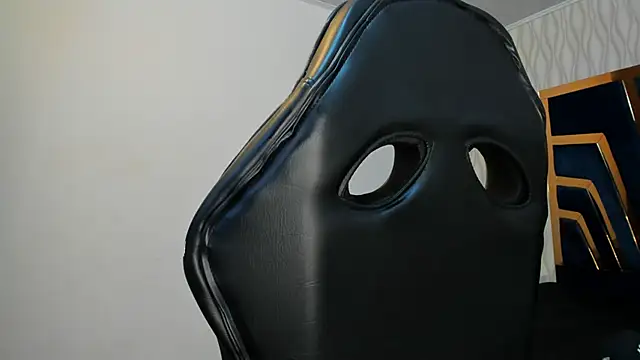 Snapshot of Petesevans chatting on 11, 9, 2025 Petesevans online show from 11, 9, 2025