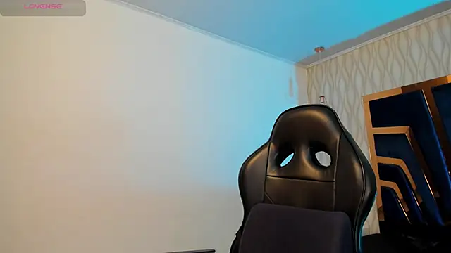 Snapshot of Petesevans chatting on 16, 11, 2025 Petesevans online show from 16, 11, 2025