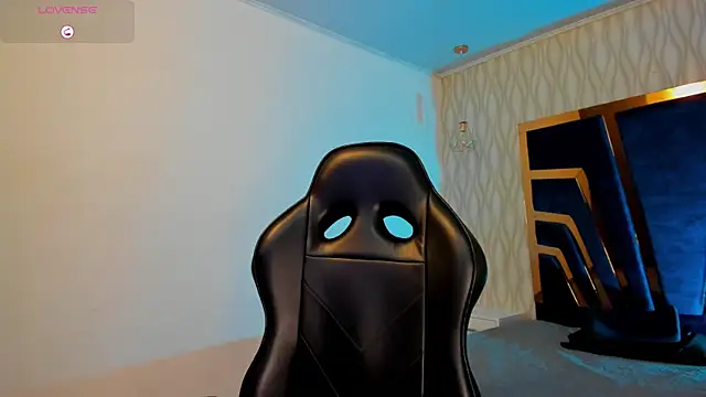 Snapshot of Petesevans chatting on 20, 11, 2025 Petesevans online show from 20, 11, 2025