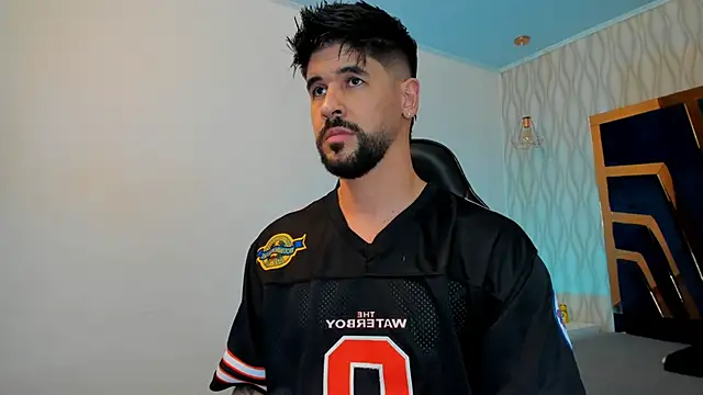 Snapshot of Petesevans chatting on 29, 11, 2025 Petesevans online show from 29, 11, 2025