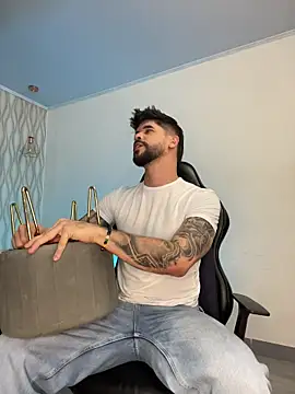 Snapshot of Petesevans chatting on 14, 1, 2026 Petesevans online show from 14, 1, 2026