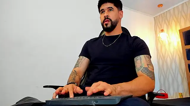 Snapshot of Petesevans chatting on 6, 2, 2026 Petesevans online show from 6, 2, 2026