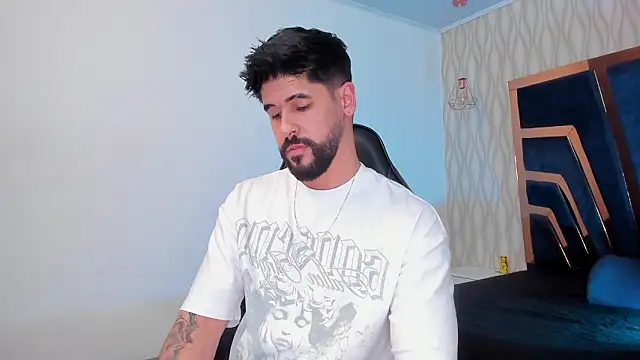 Snapshot of Petesevans chatting on 7, 2, 2026 Petesevans online show from 7, 2, 2026