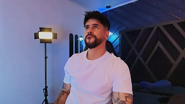 Petesevans online show from 6, 4, 2026