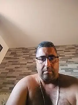 ADRIAN ADI40 online show from 26, 5, 2026