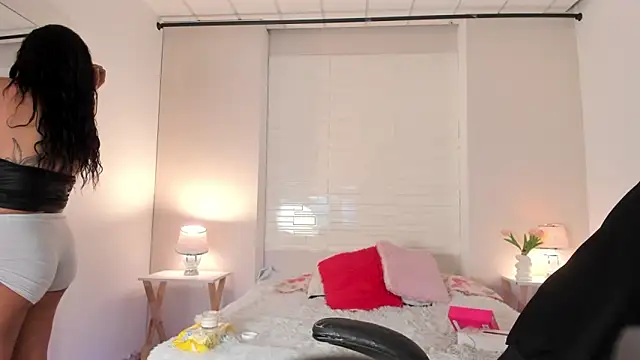 SophiaaStone online show from 9, 2, 2026