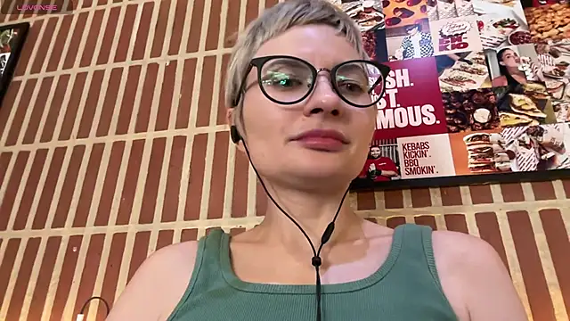 Snapshot of CyberXGoddess chatting on 5, 6, 2026 CyberXGoddess online show from 5, 6, 2026