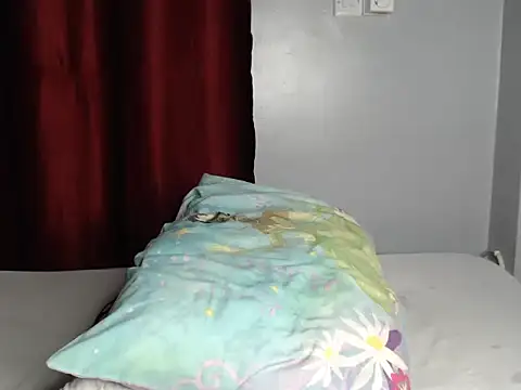 Naughtymis online show from 22, 10, 2025