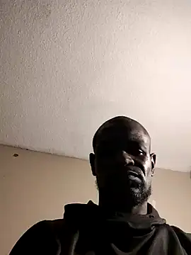 Maculine Stayr online show from 12, 1, 2025