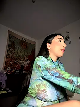 kiaraglam2 online show from 28, 11, 2025