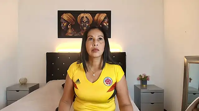 Shanon mature online show from 23, 6, 2026