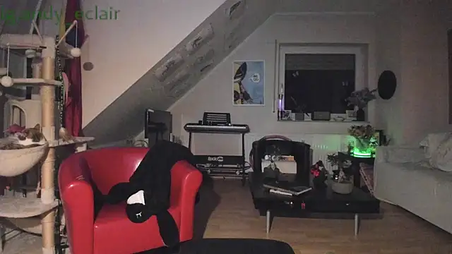 Snapshot of tinny_williams chatting on 19, 9, 2025 tinny williams online show from 19, 9, 2025